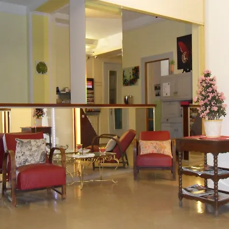 Hotel Jean Bart Parigi